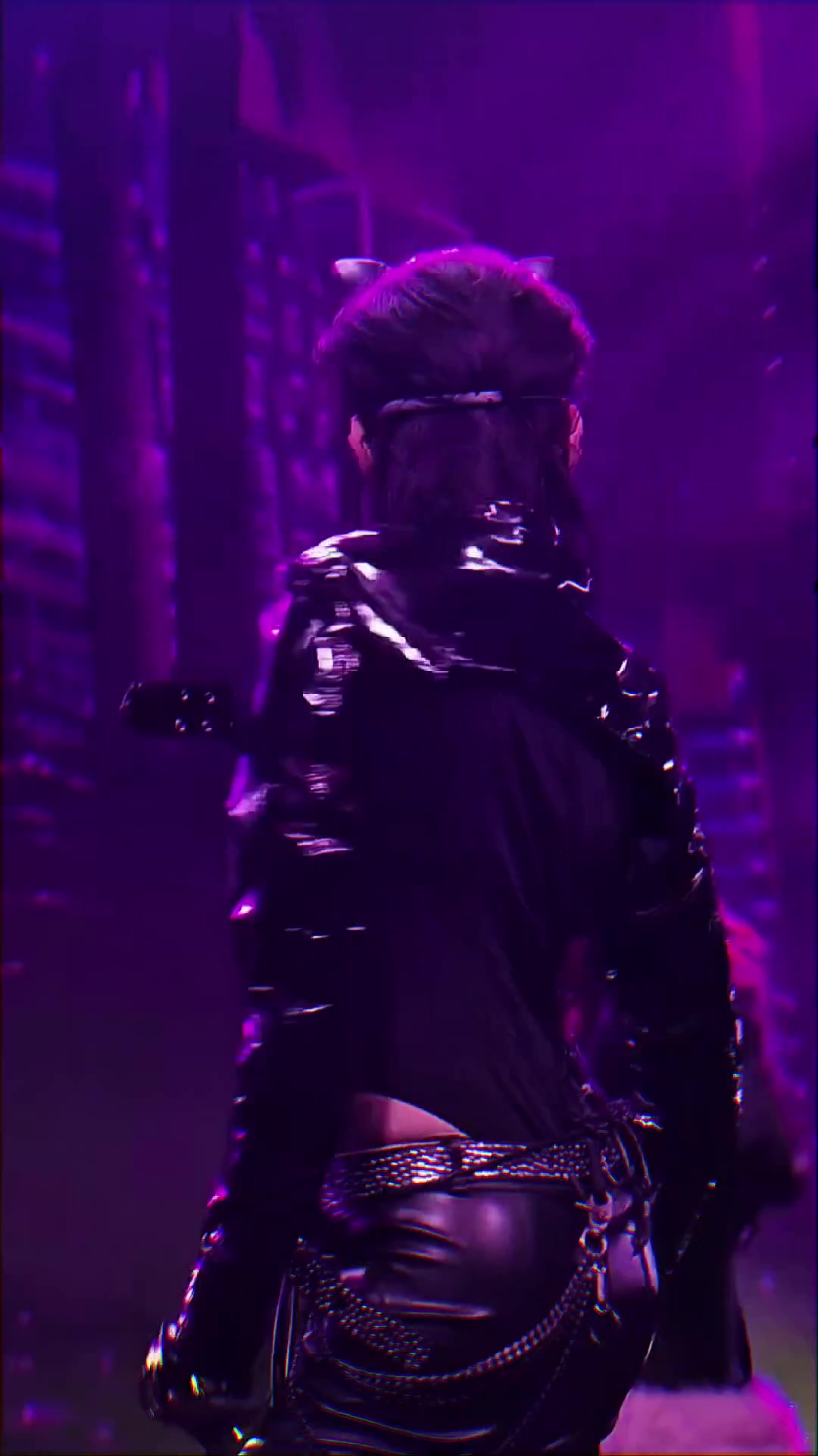 @..