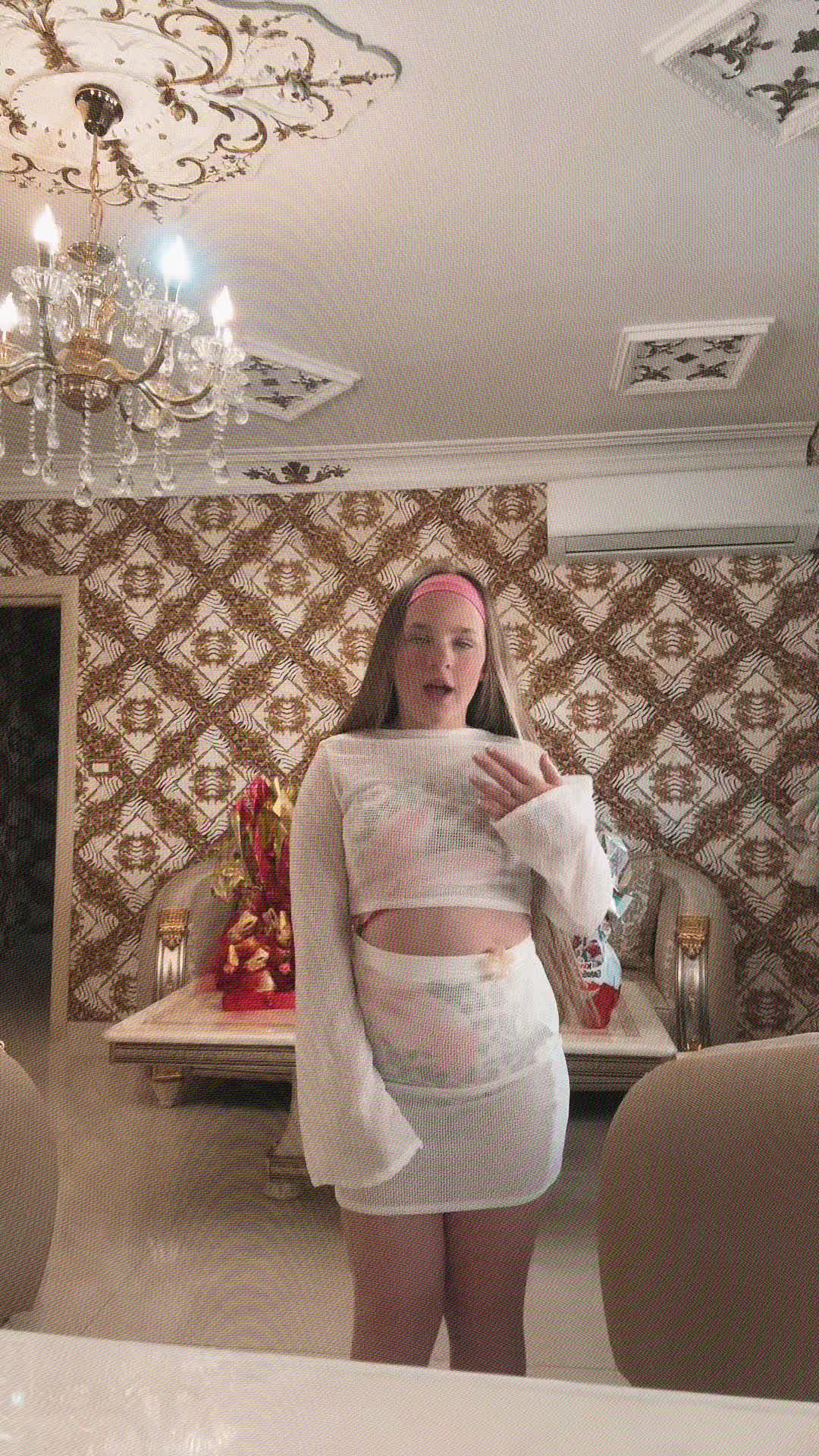 @👸🏼✨