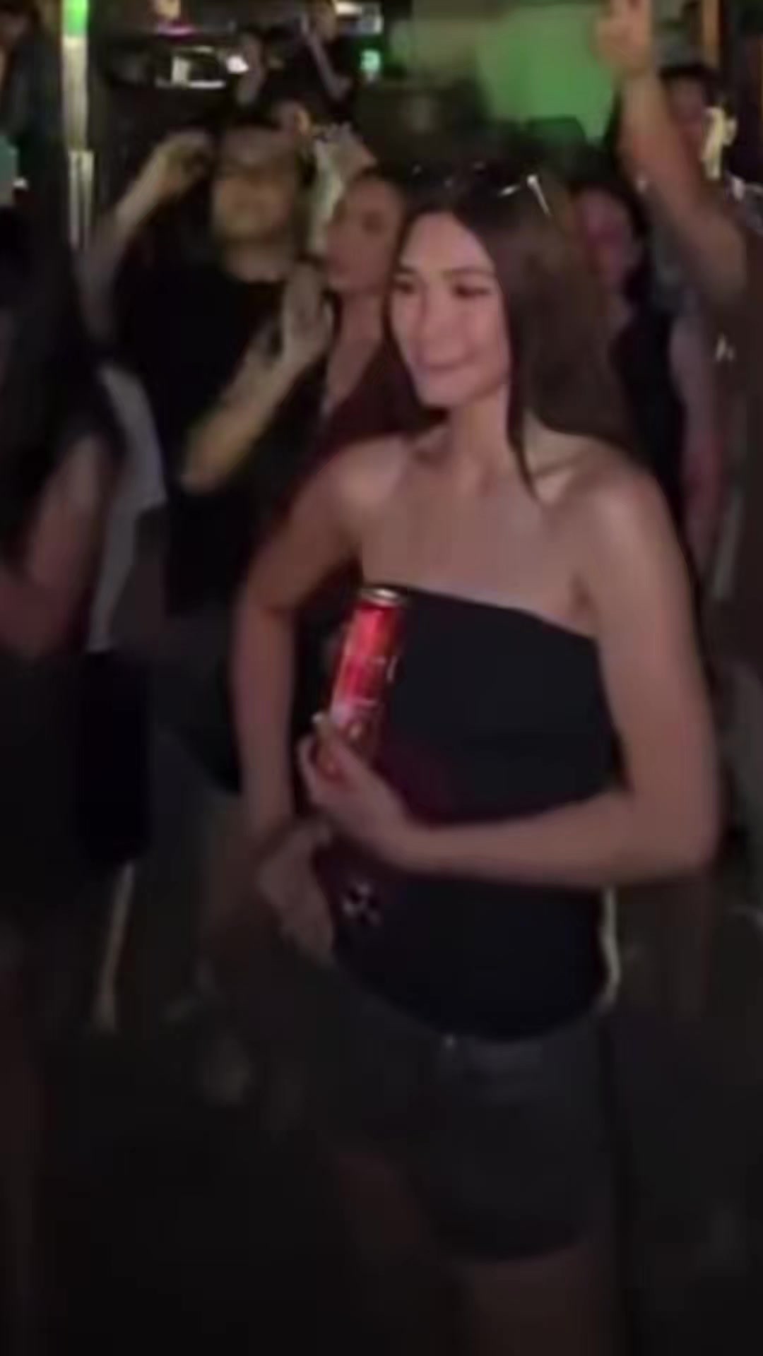 @ℂℍ𝔸ℝ𝕆𝕋