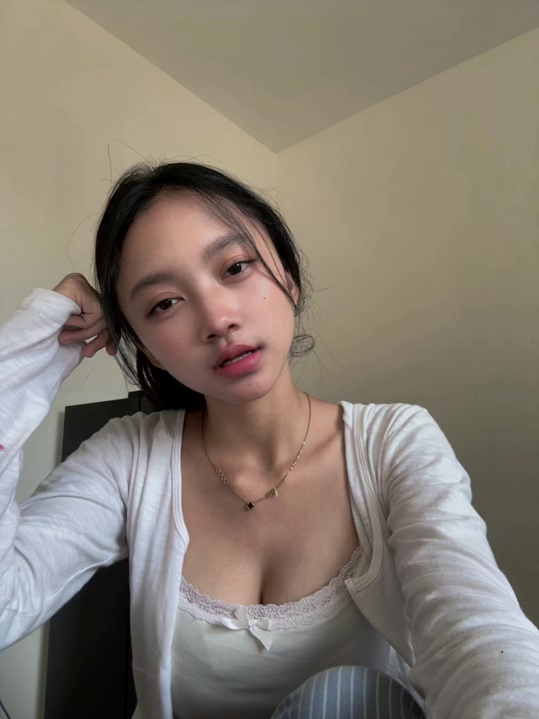 @devi 𝐒𝐇