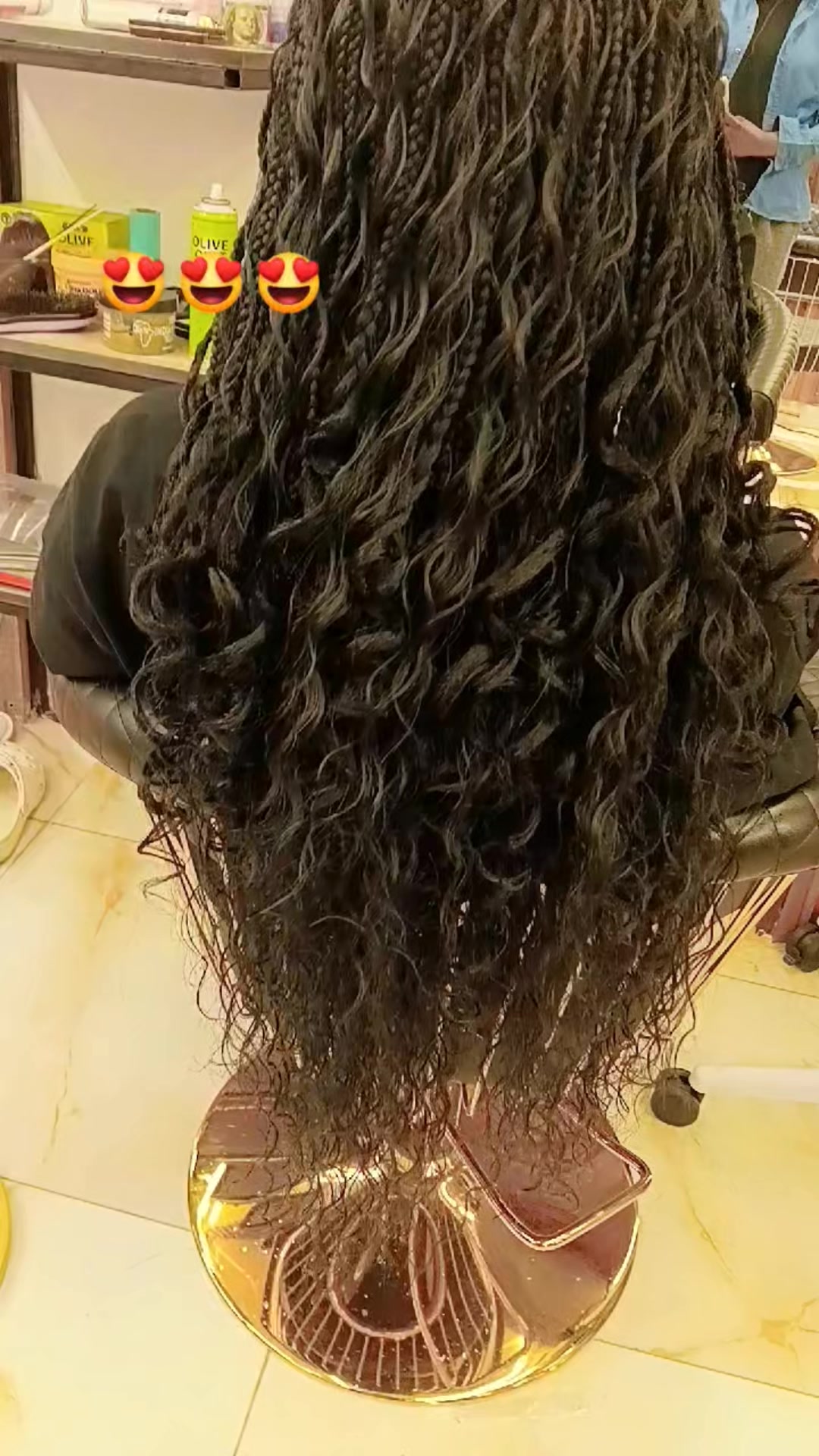 @Gloriajoshua