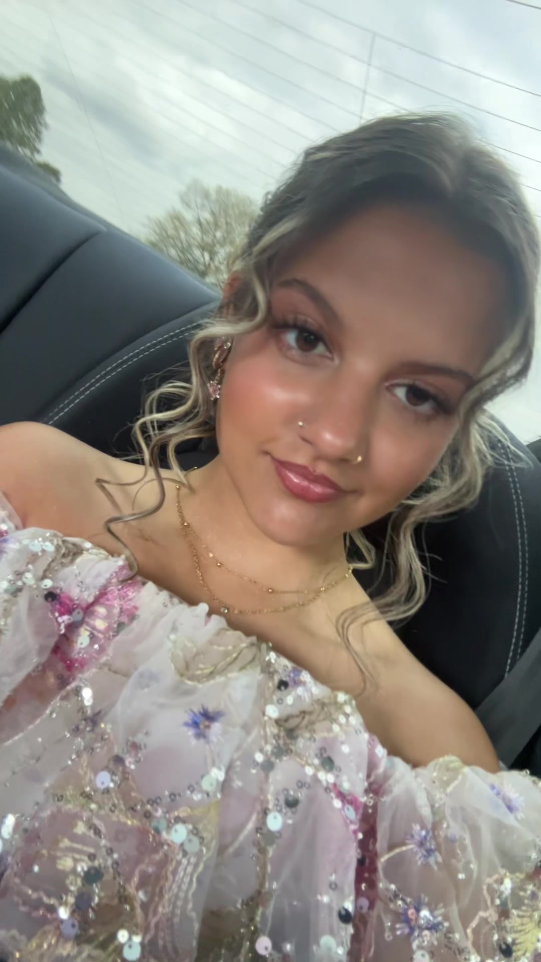 @anjelina