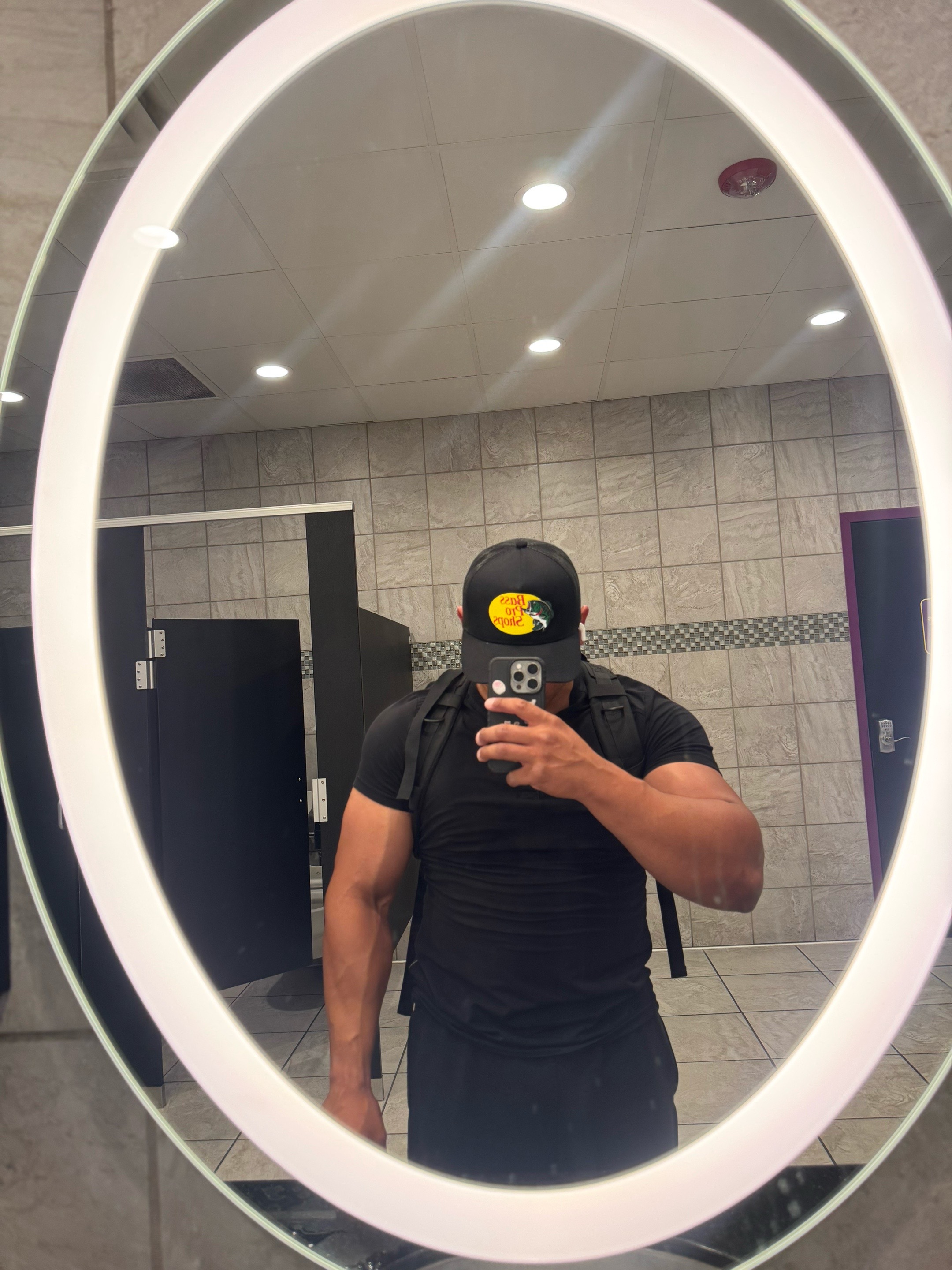 @brokengainzz
