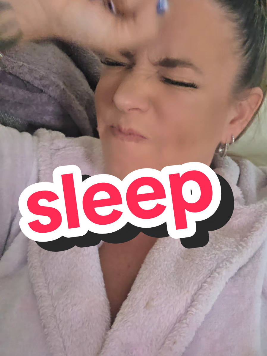 @maisielew09