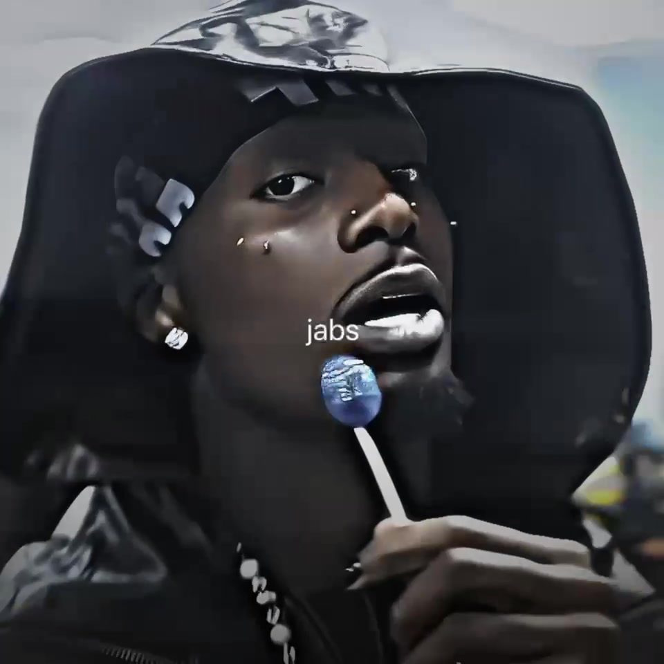 @𐕣