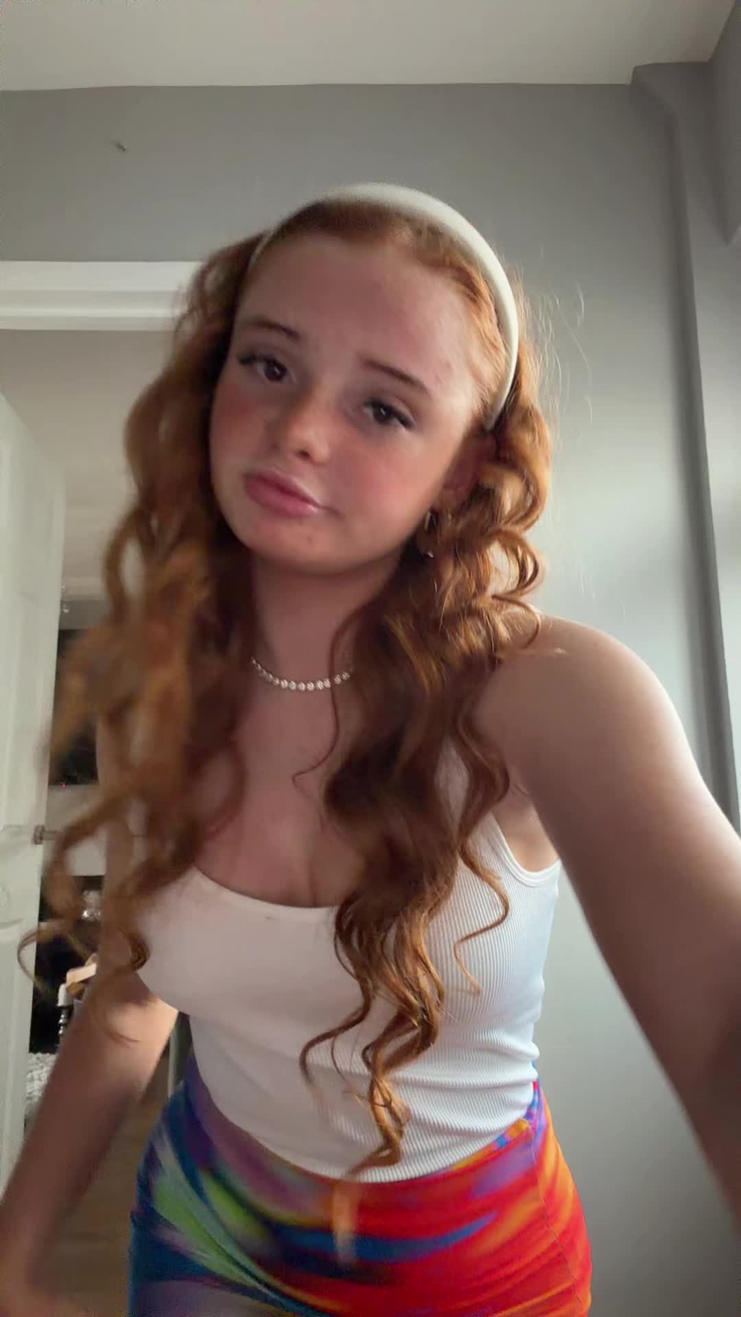 @🪭🍒💃❤️📿