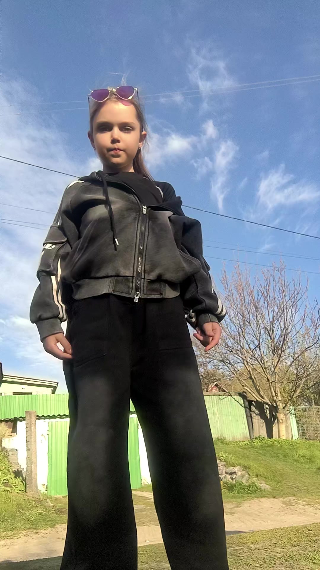 @Ілонеса
