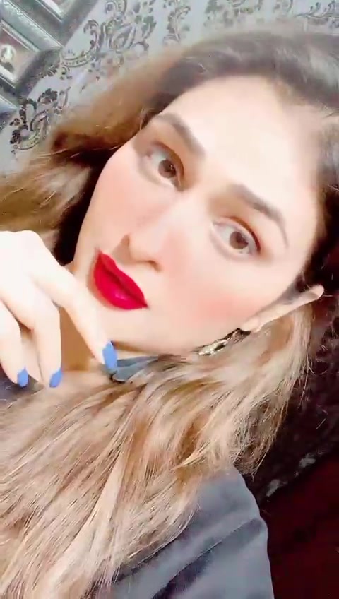 @AmNa✨🥀