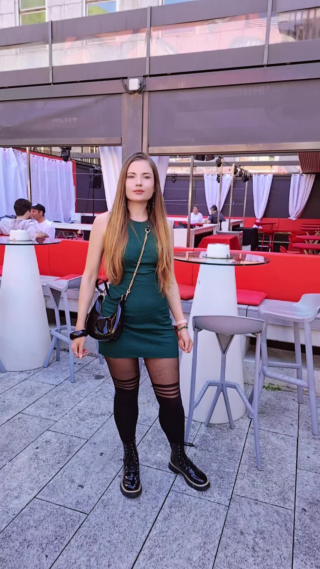 @Lesia Pozharun