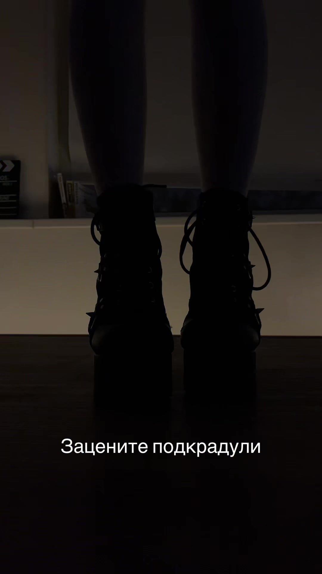 @Chloe