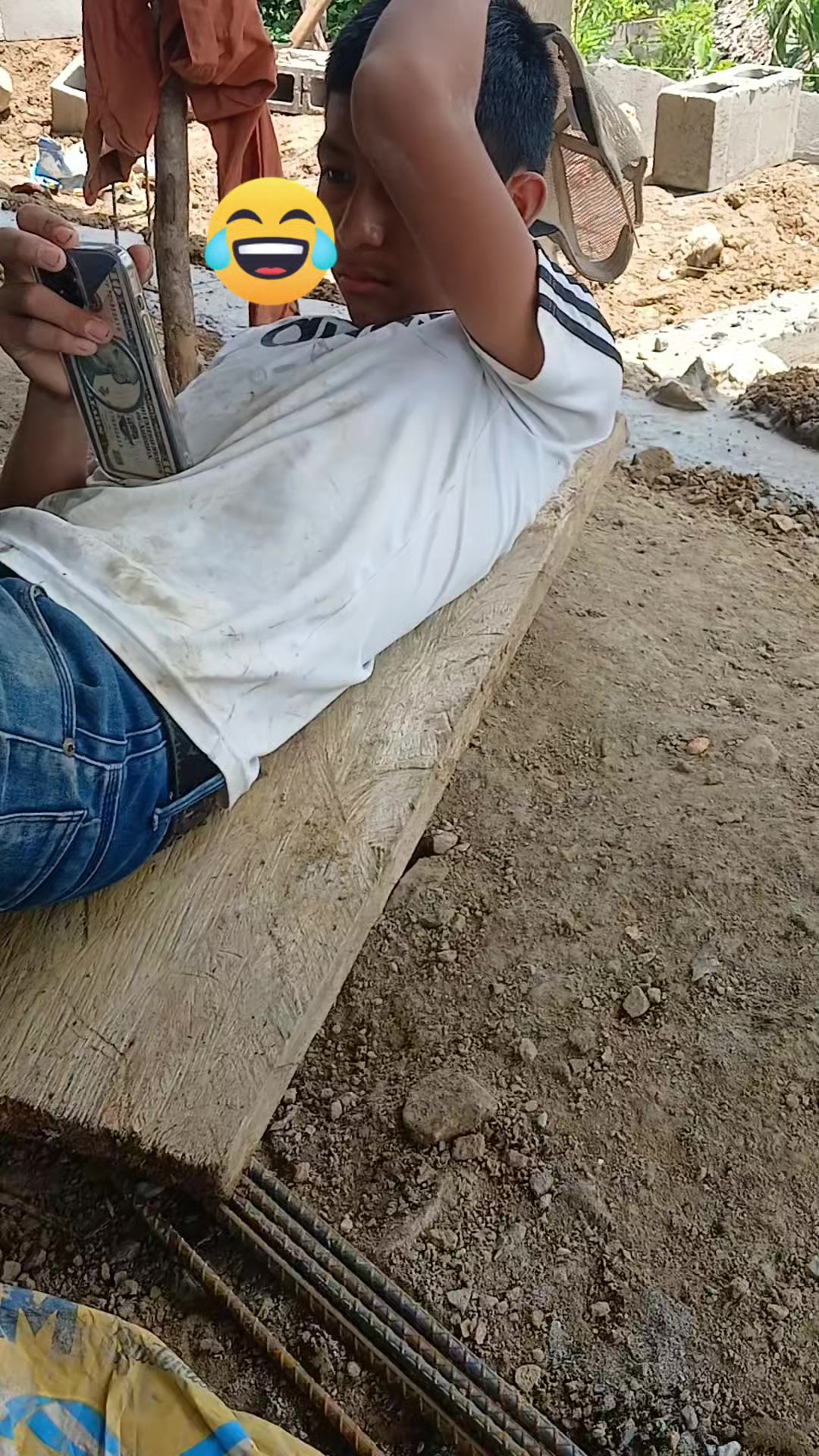 @𝓪𝓷𝓽𝓸𝓷𝓲𝓸 🤠