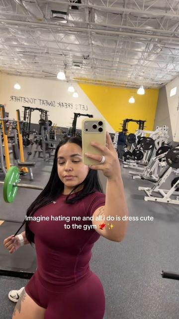 @BadGirlRhiRhi