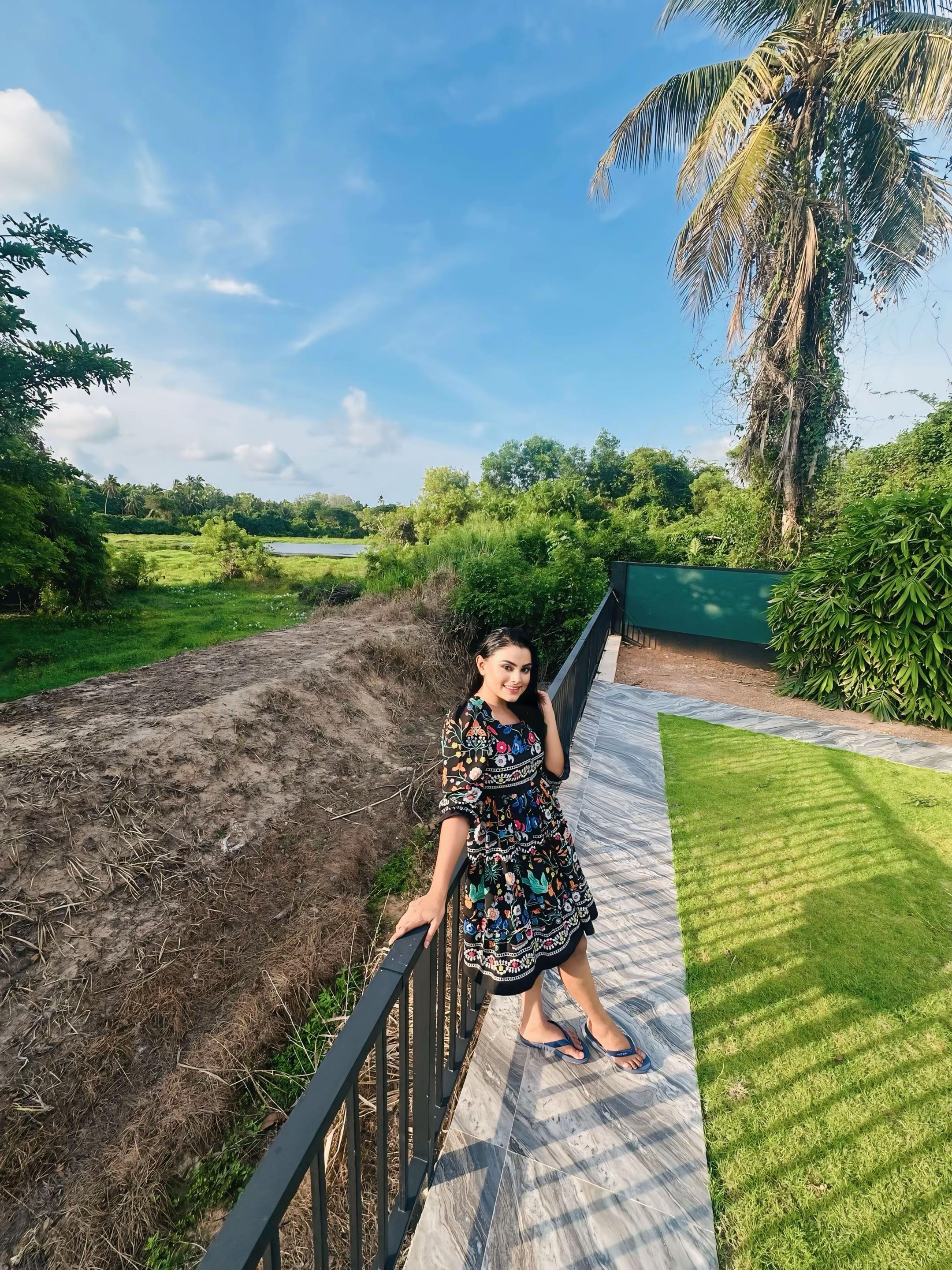@sandalika divyani