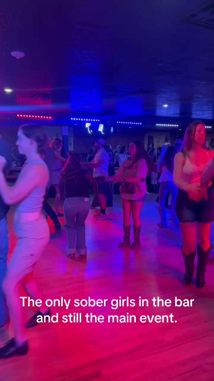 @Qbaby