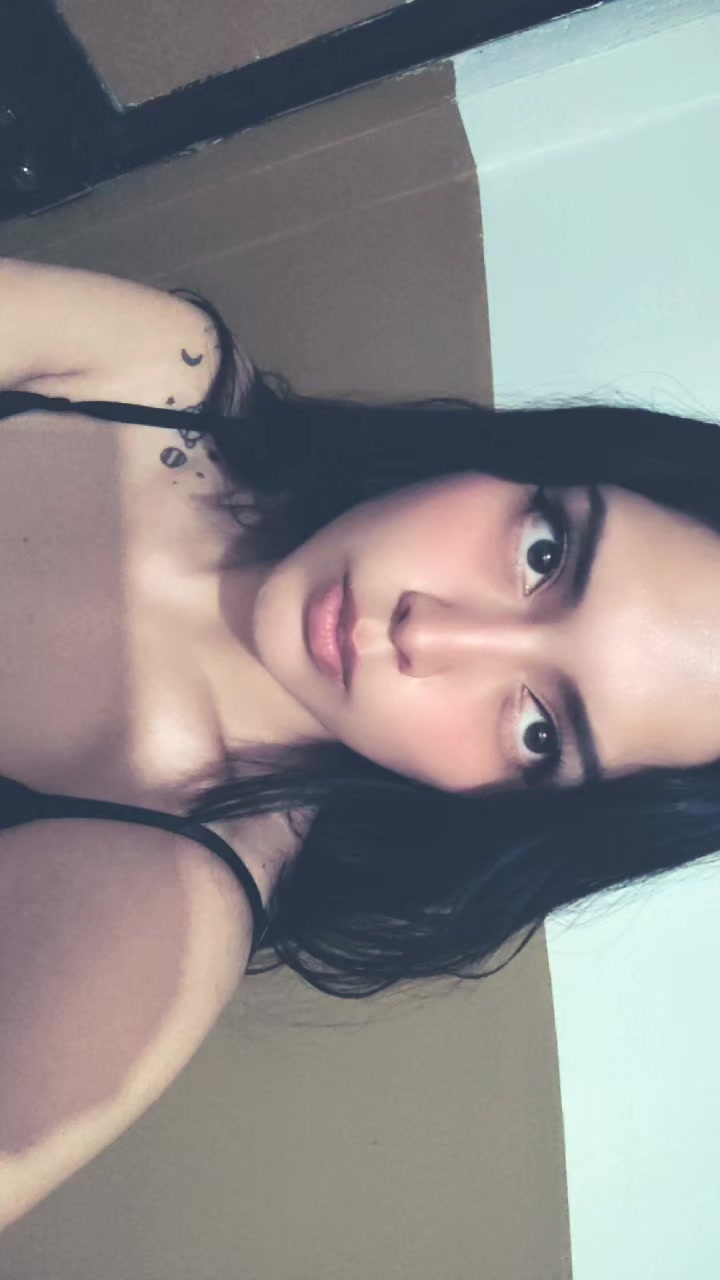 @yaretzi