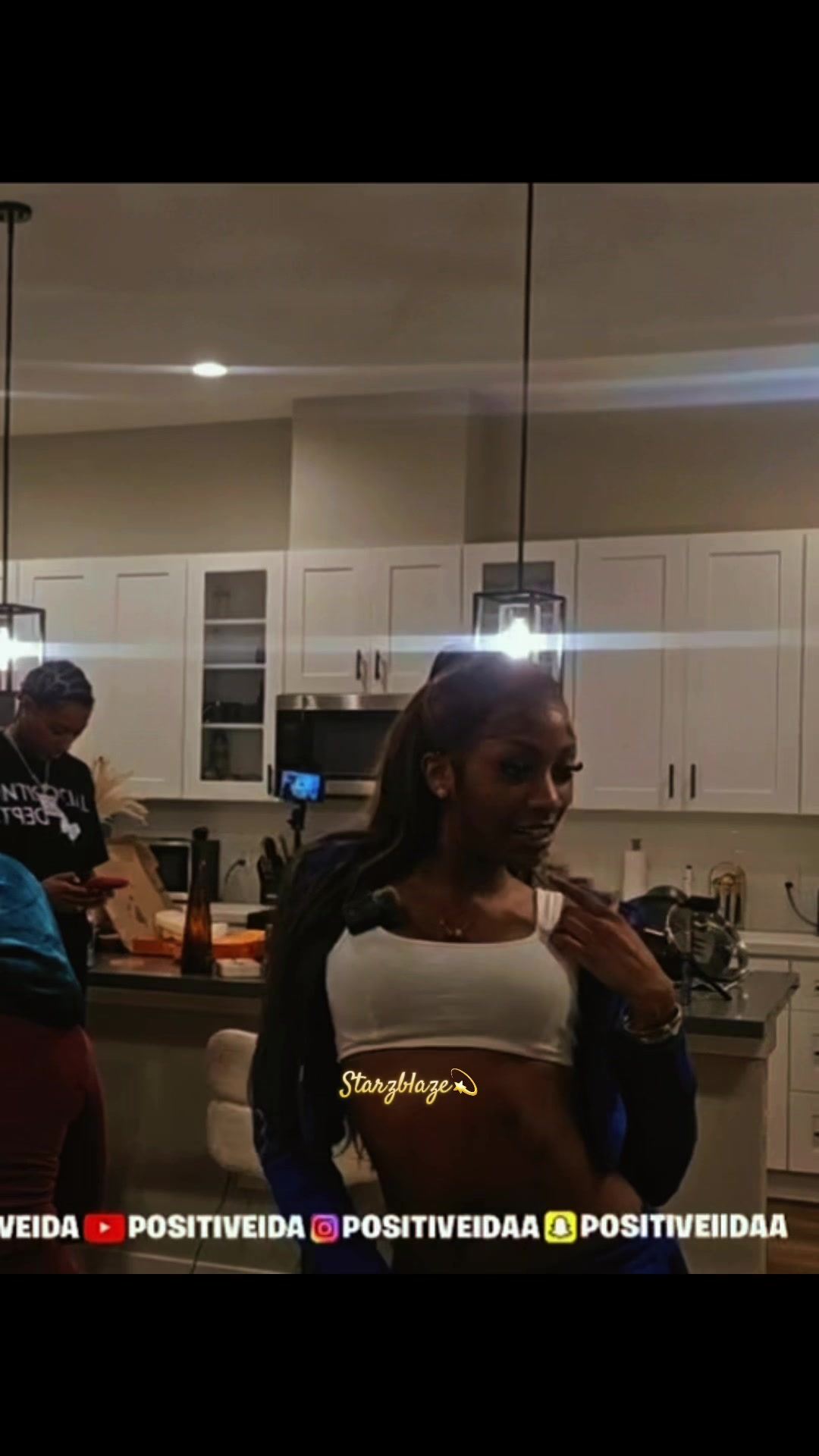@Starzblaze💫
