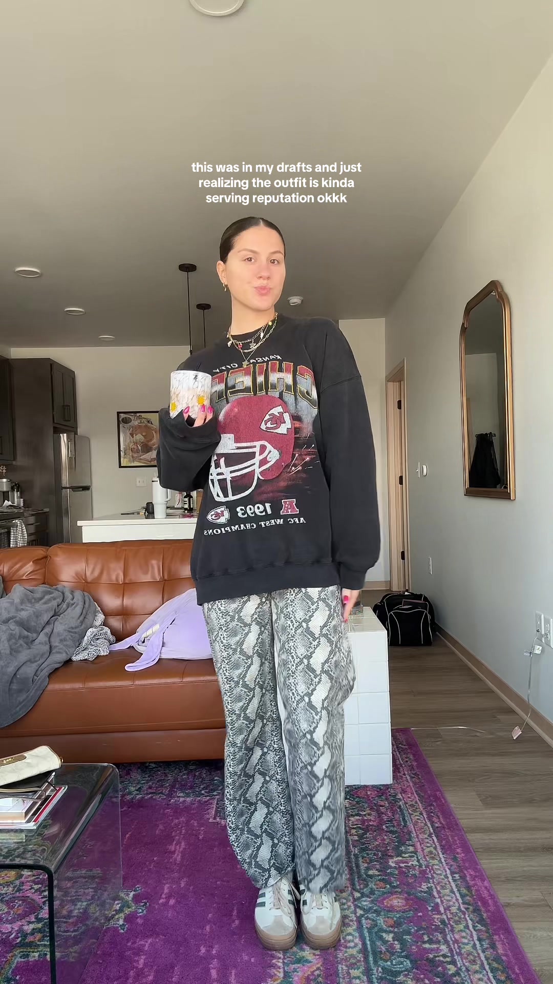 @ava b