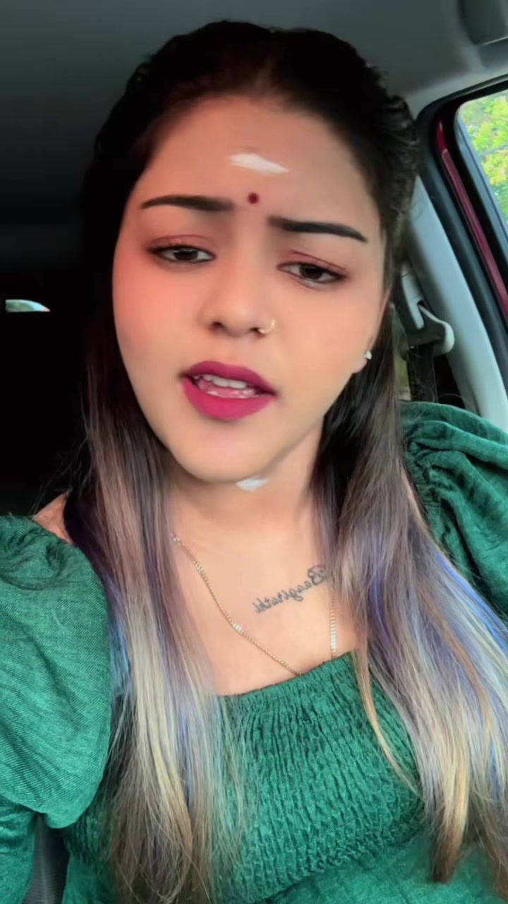 @Rathi🐣🖤