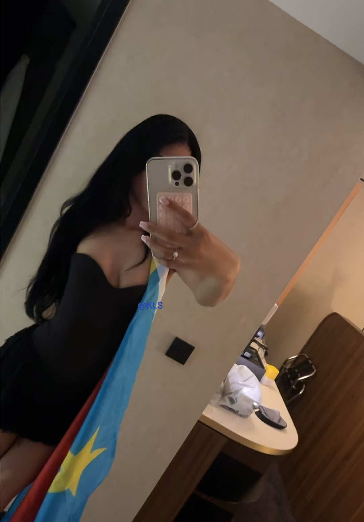 @𝐊𝐋𝐒 |🇨🇭