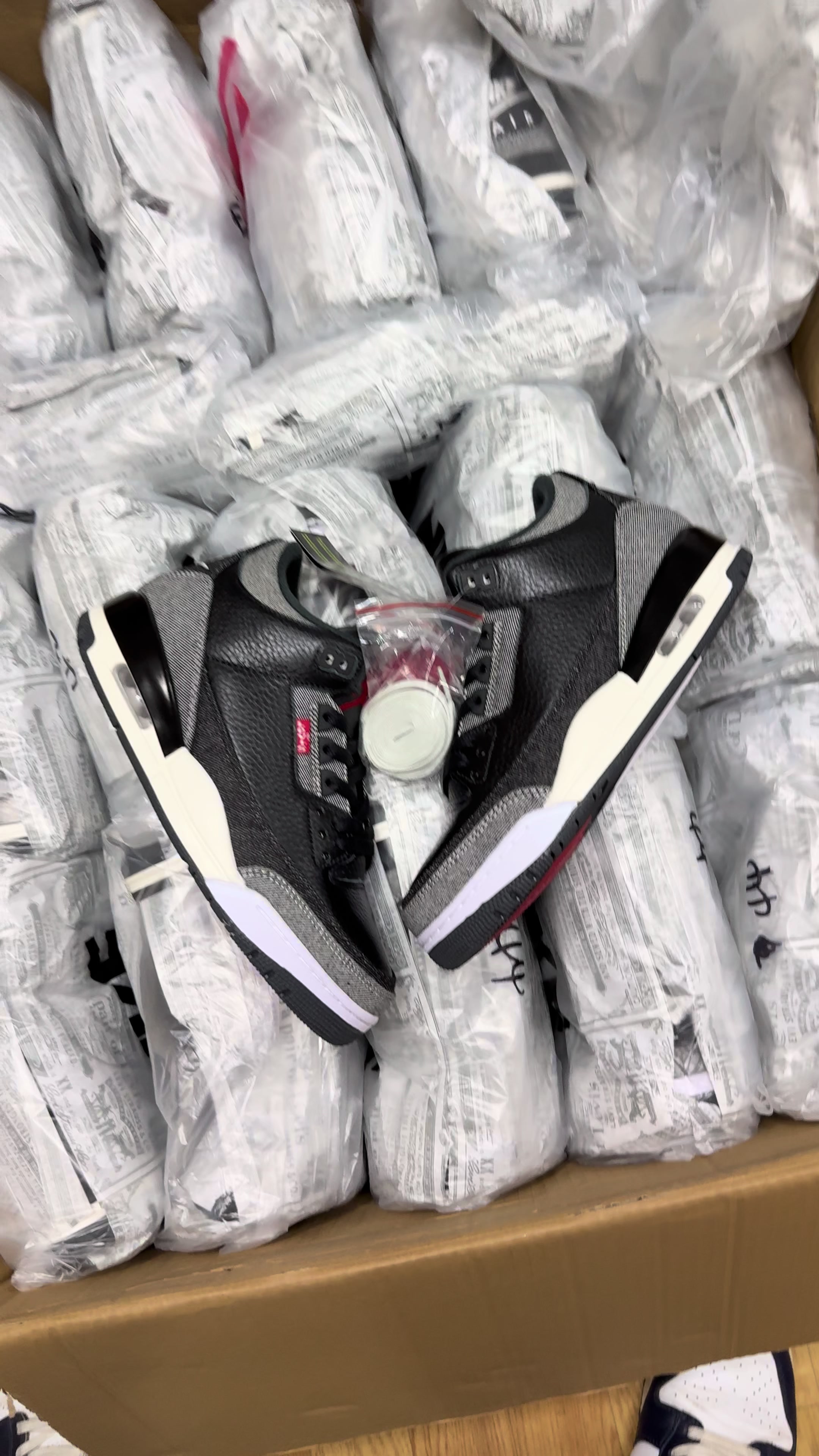 @shoeswholesaler
