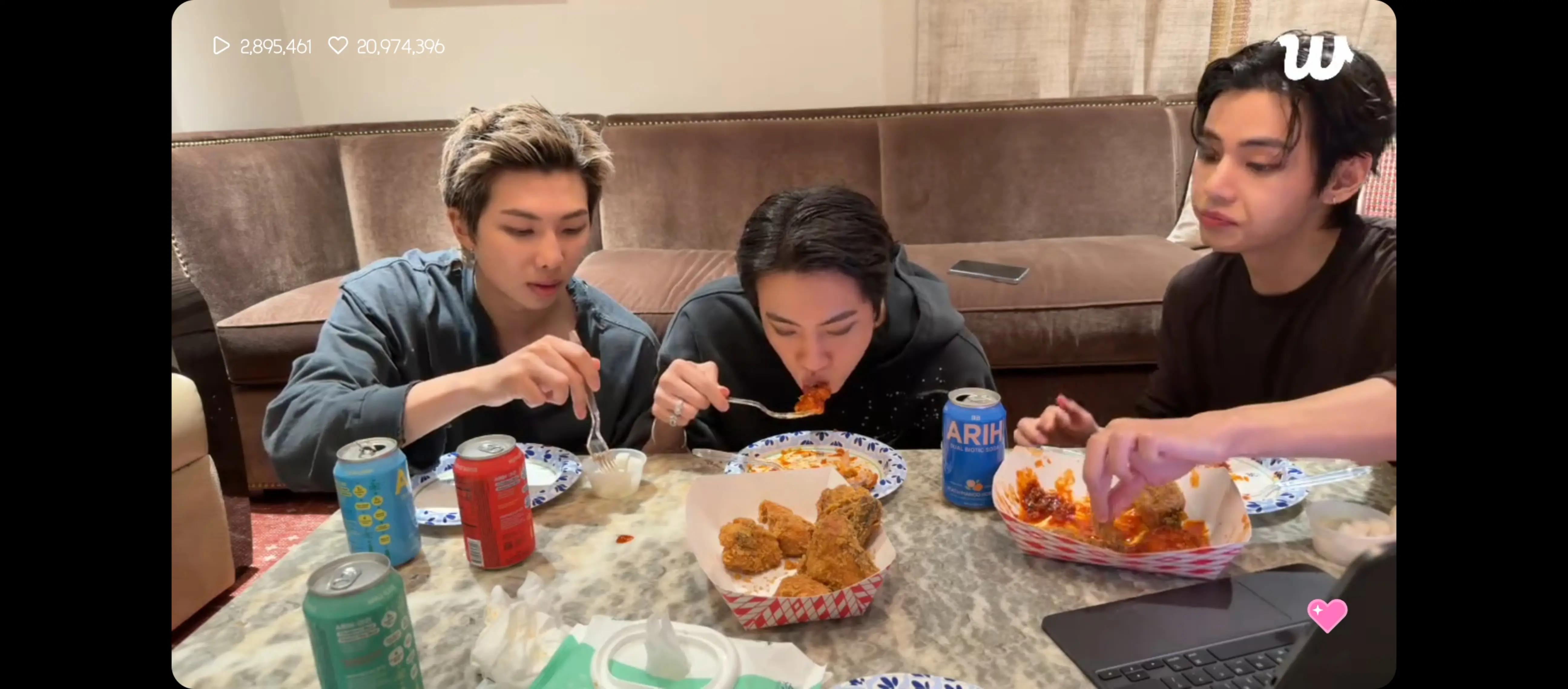 @btsxarmy