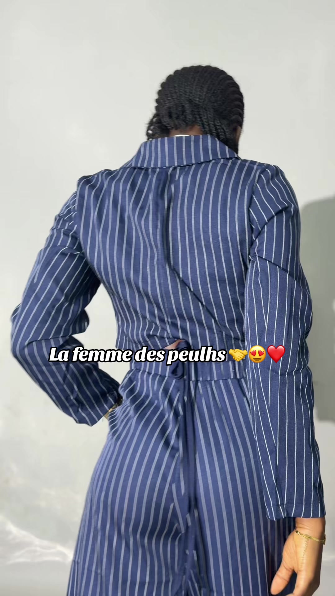@Djamila Camara