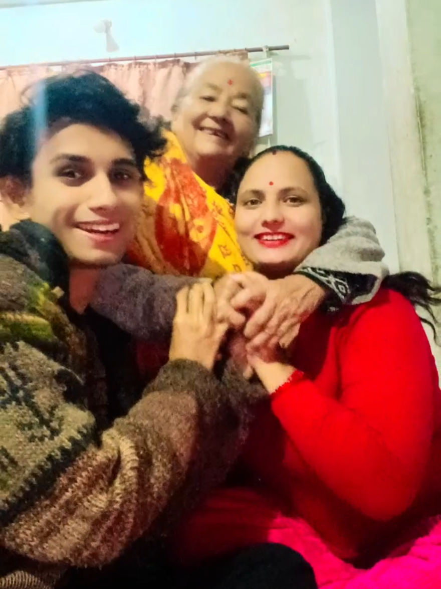 @MONC_Adhikari😍🙏💕