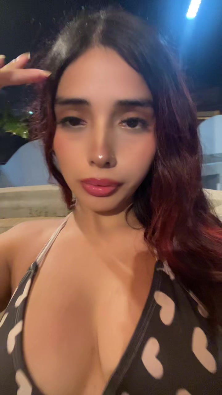 @Nicole🍒