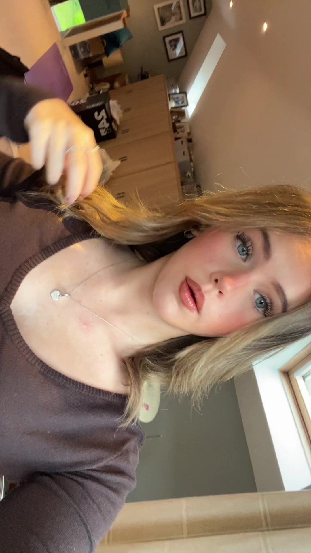 @𝑬 𝑽 𝑰 𝑬 ꨄ