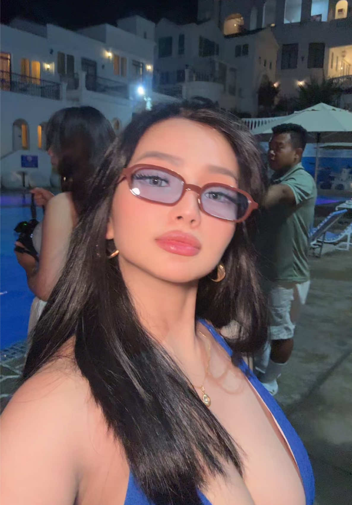 @iamsharahghyll