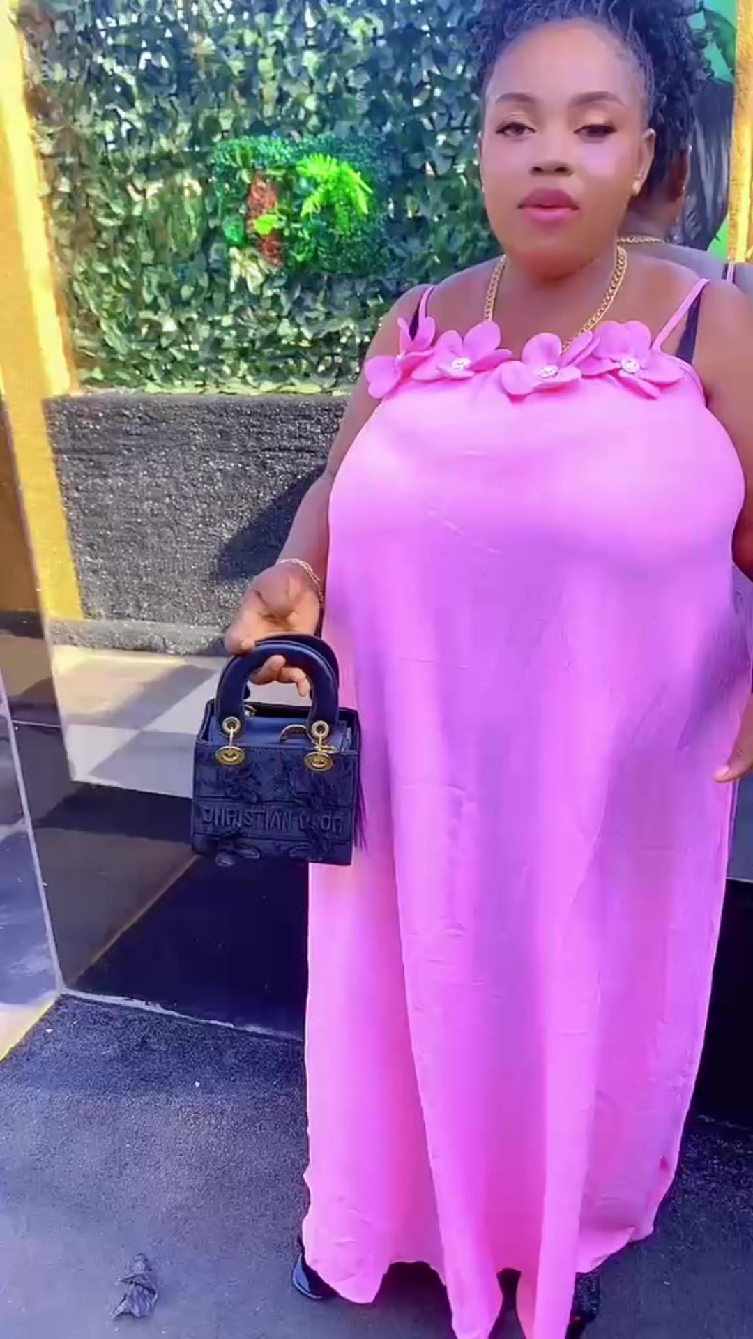 @Nife babe249