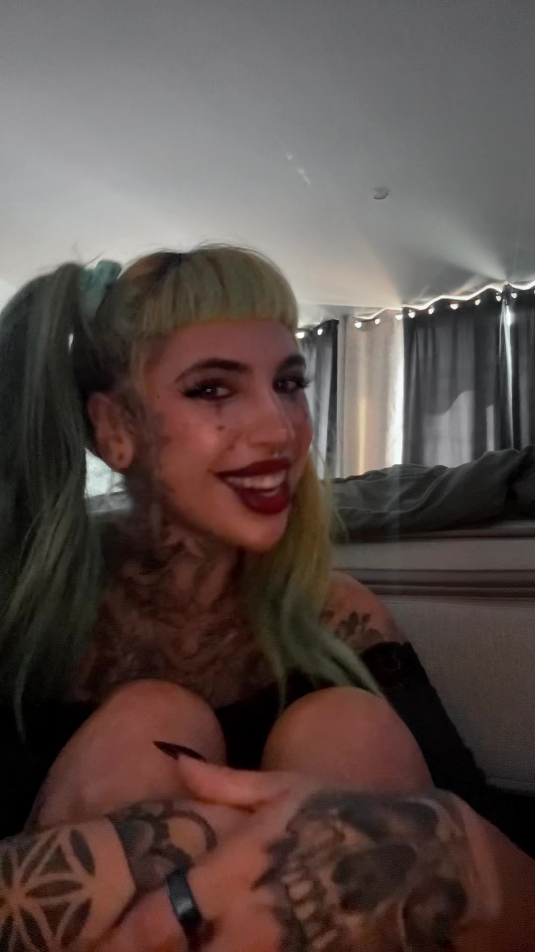 @✨T cheeks ✨