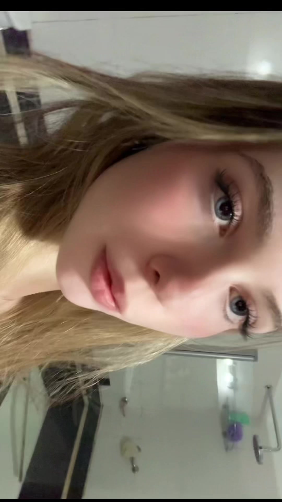 @lizaorchilles
