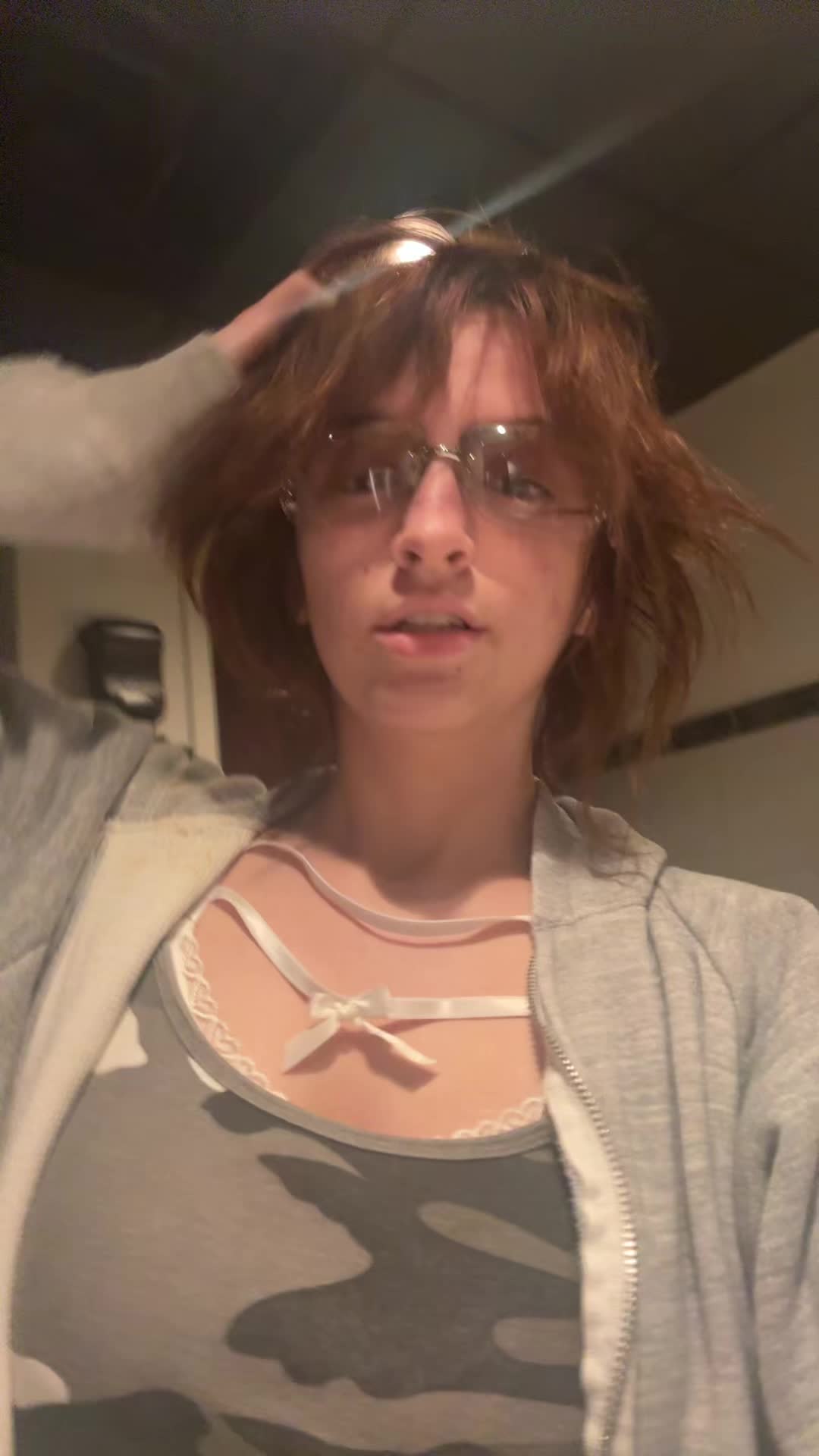 @KH