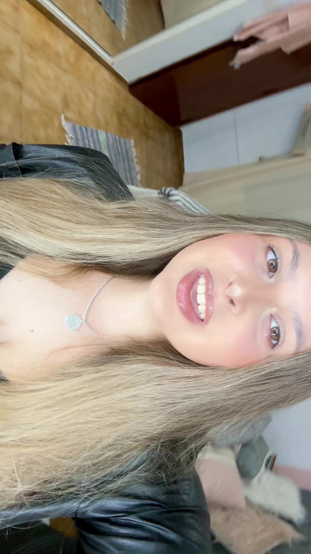@Angelina Vaccarini