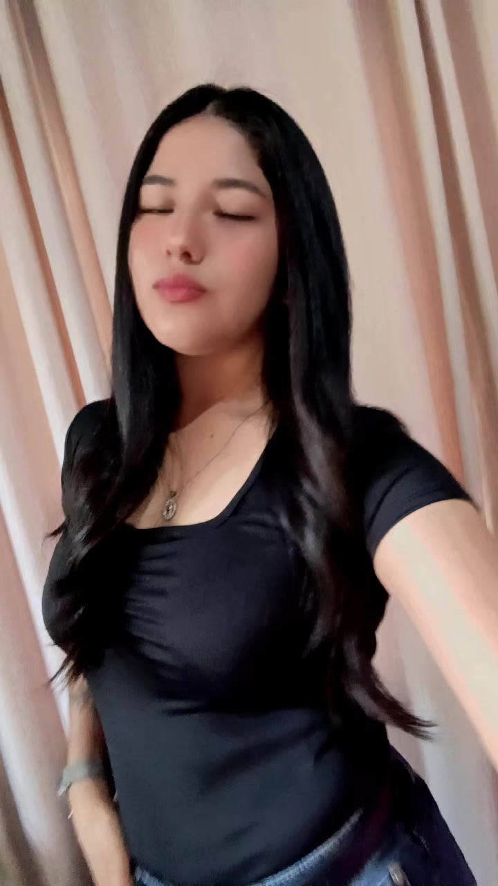 @Yiy&iacute; 🦋
