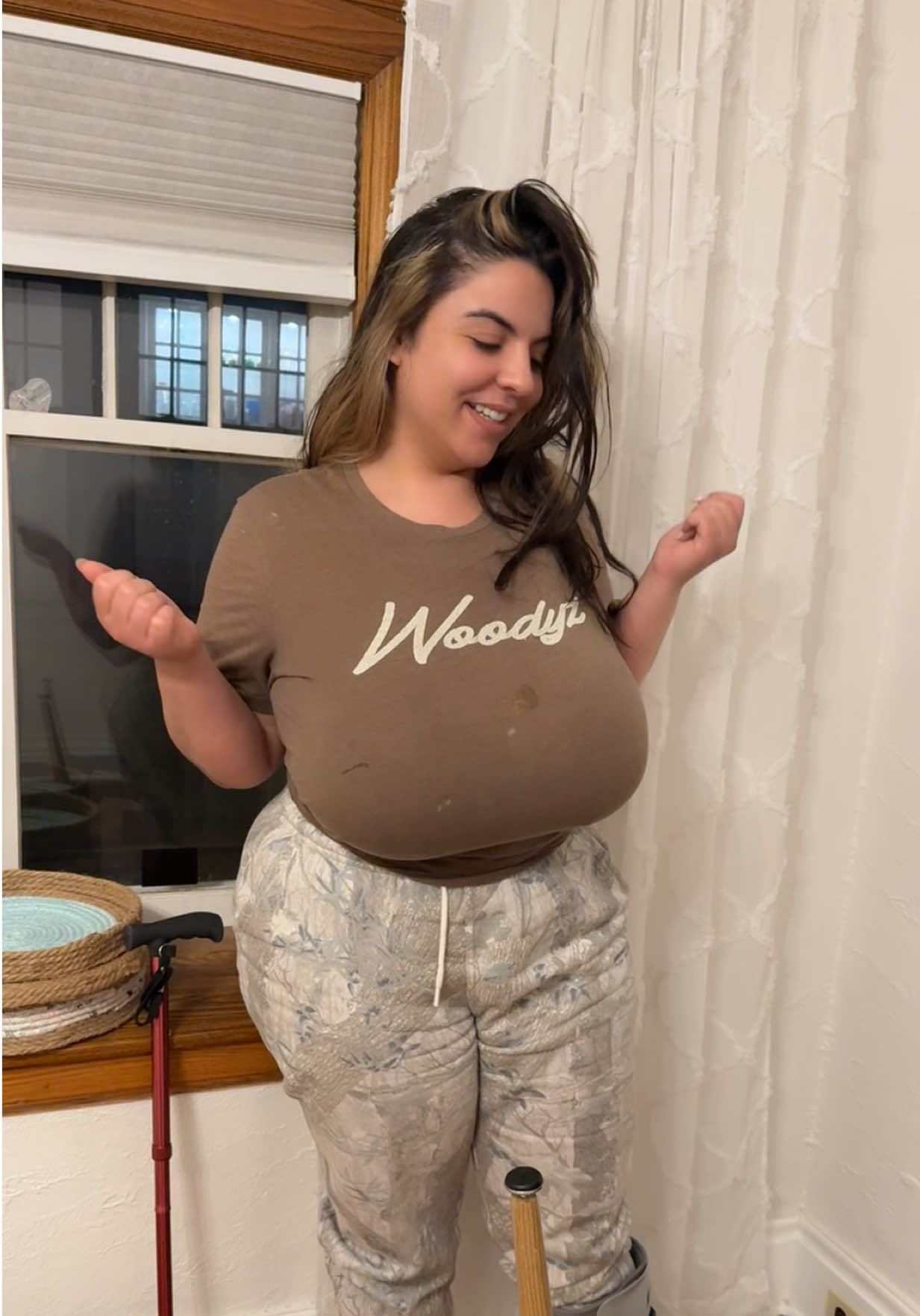 @iloveteniah