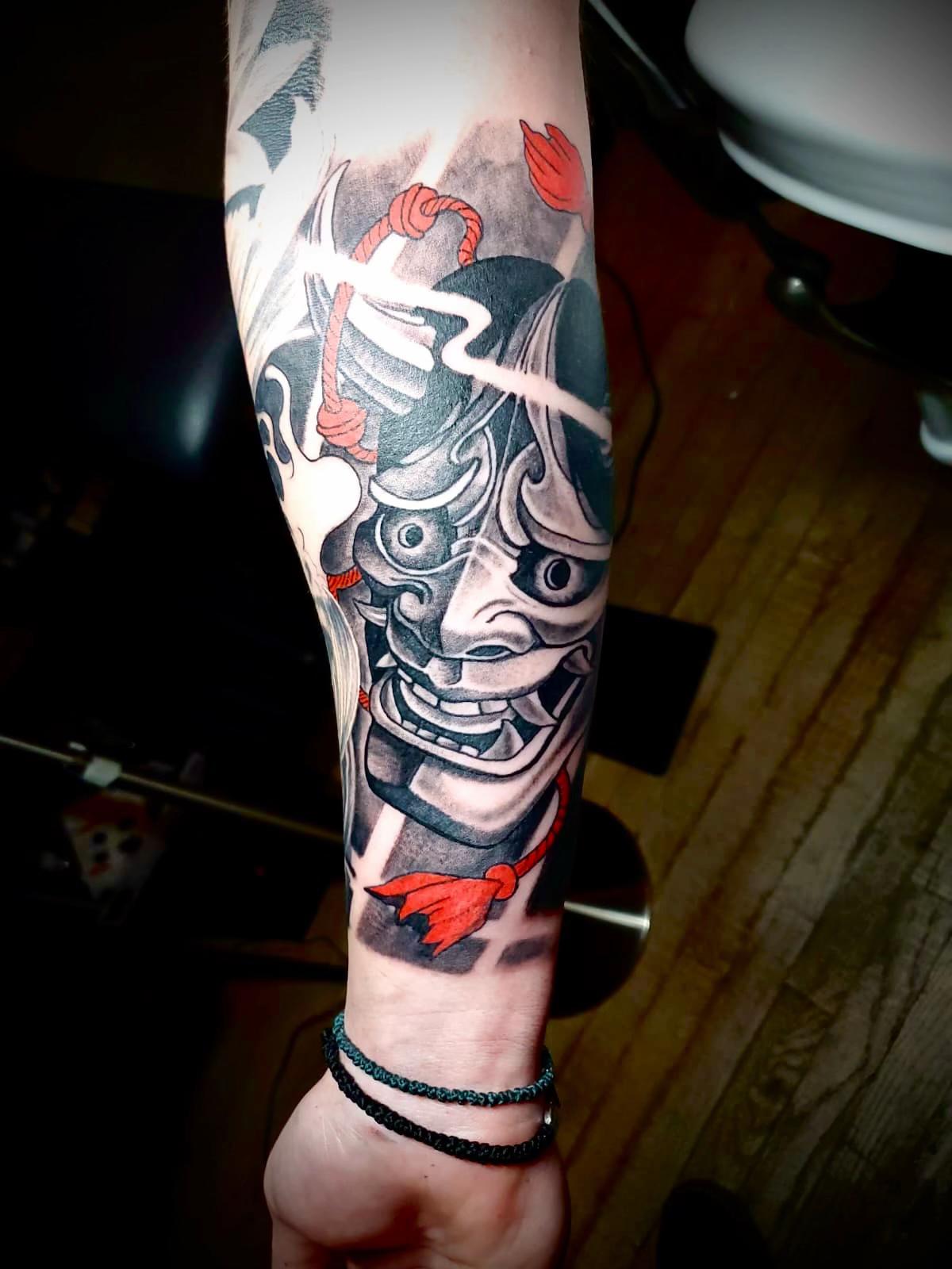 @The Queens Ink Tattoo Shop
