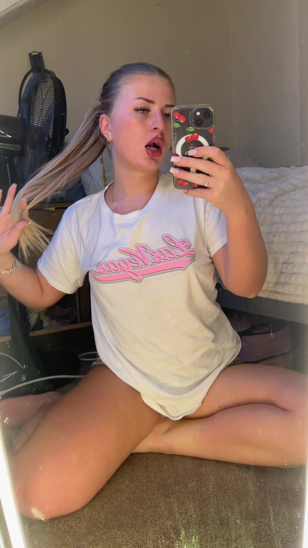 @Elise Mae