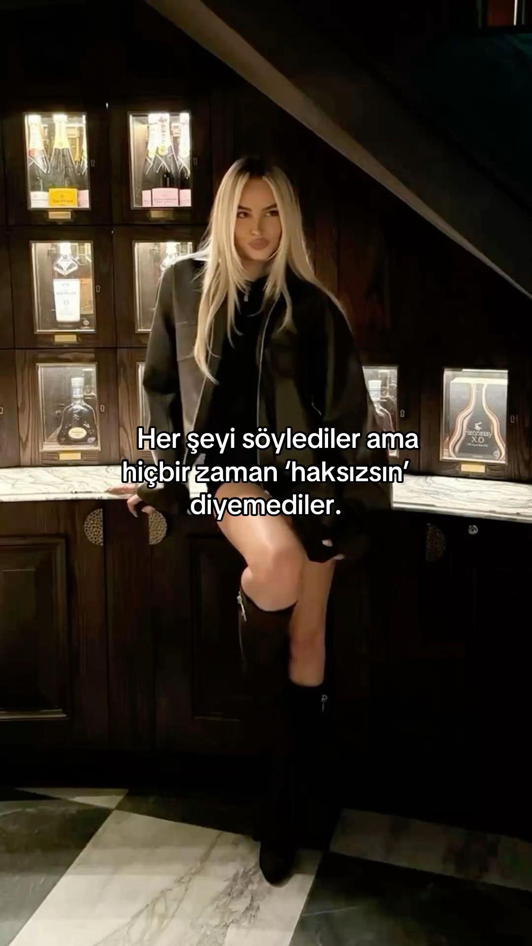 @𝙢𝙚𝙡𝙞𝙨