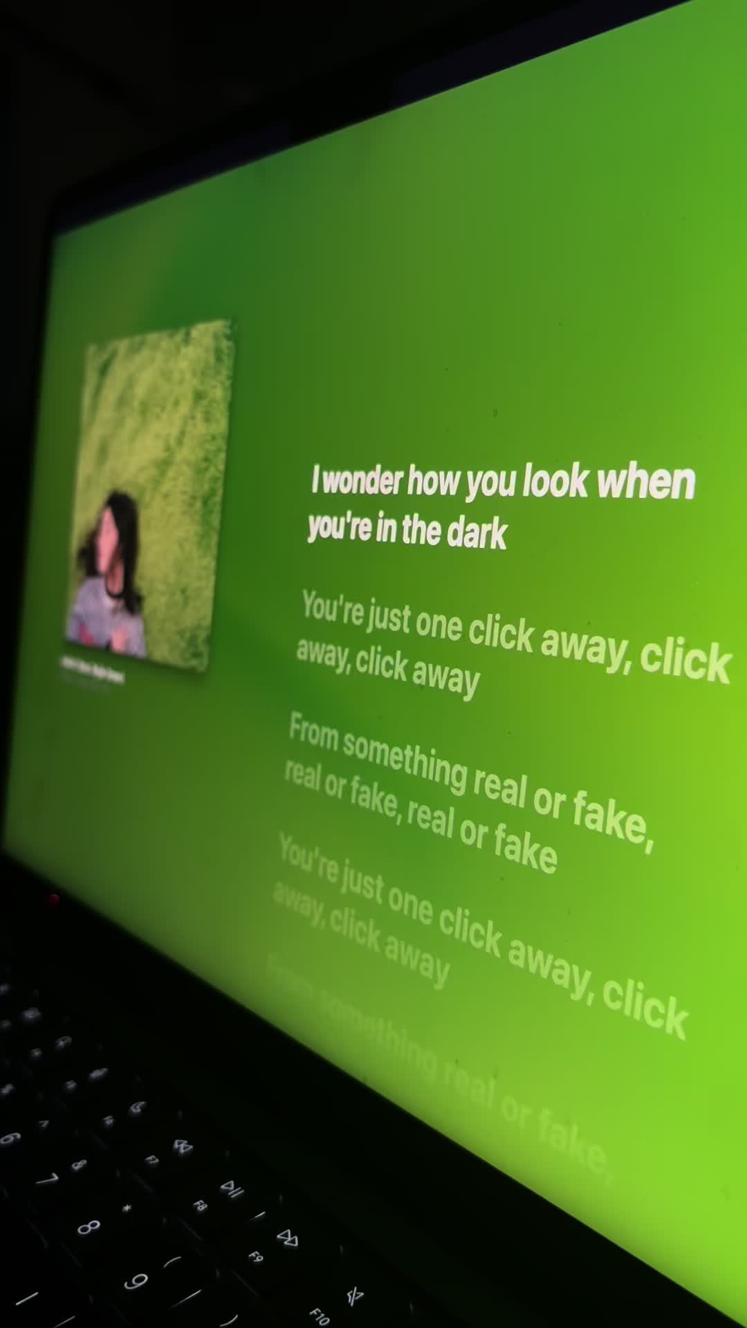 @️