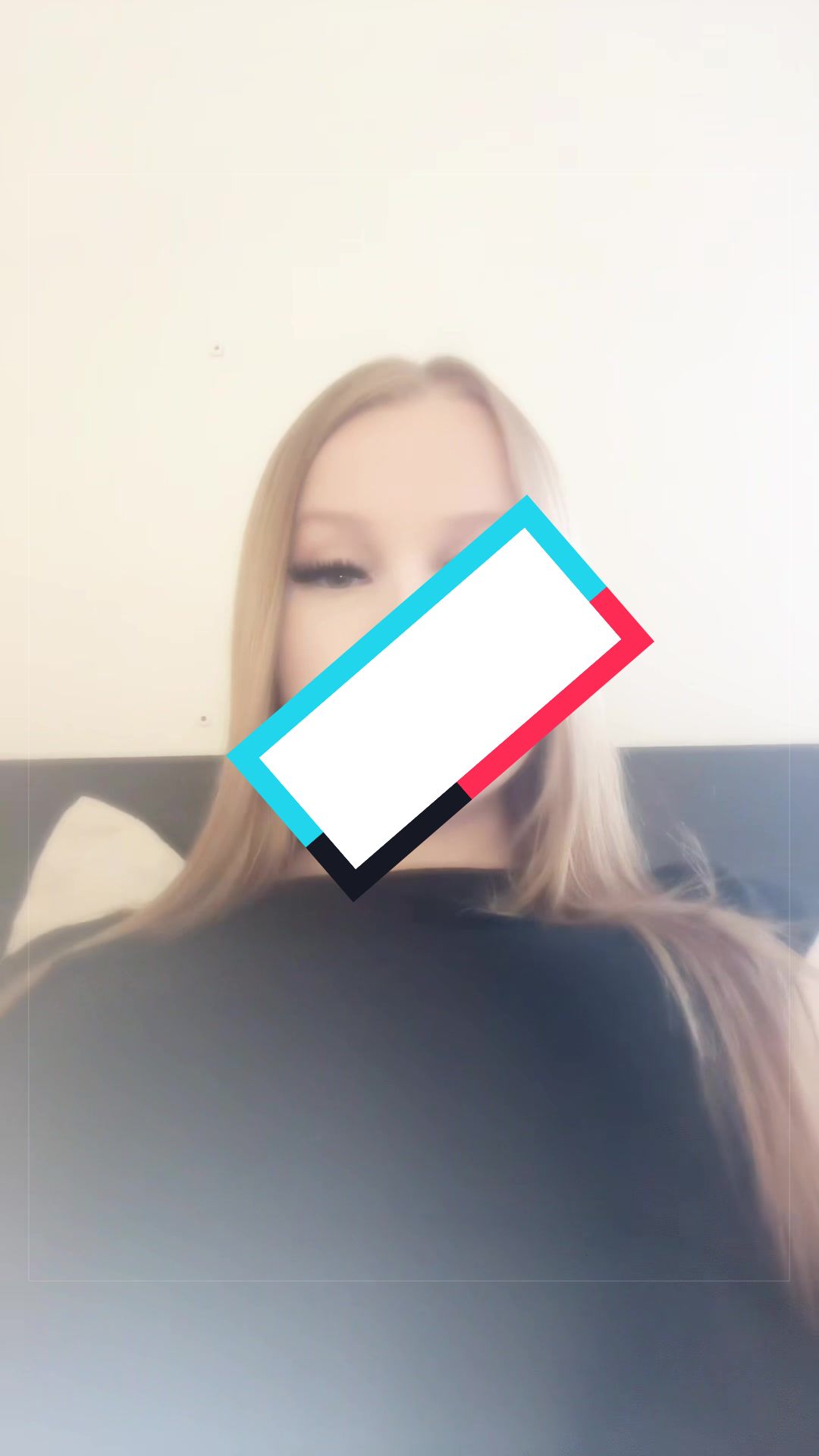 @molly 𖣂