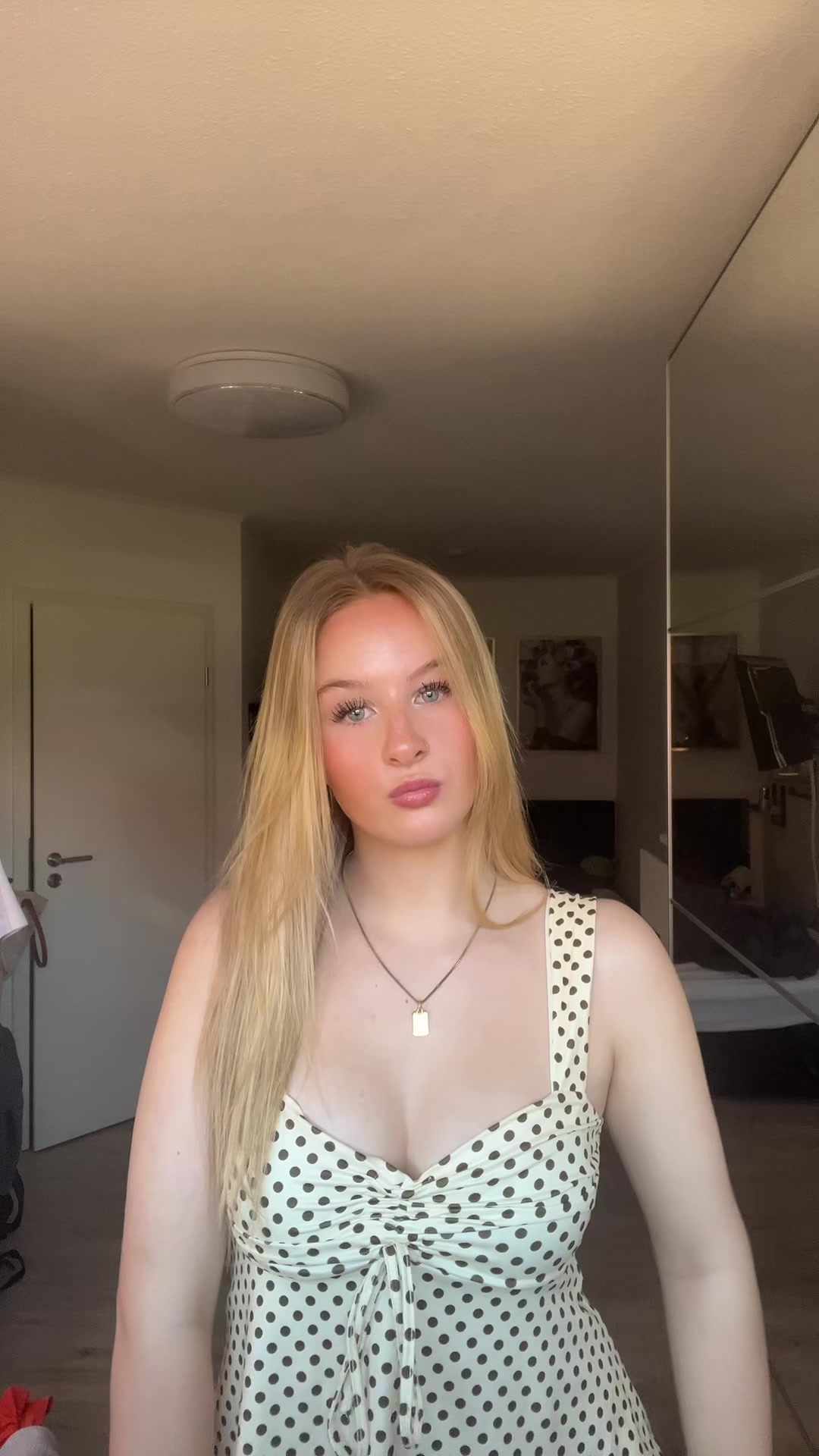 @user83763837637848