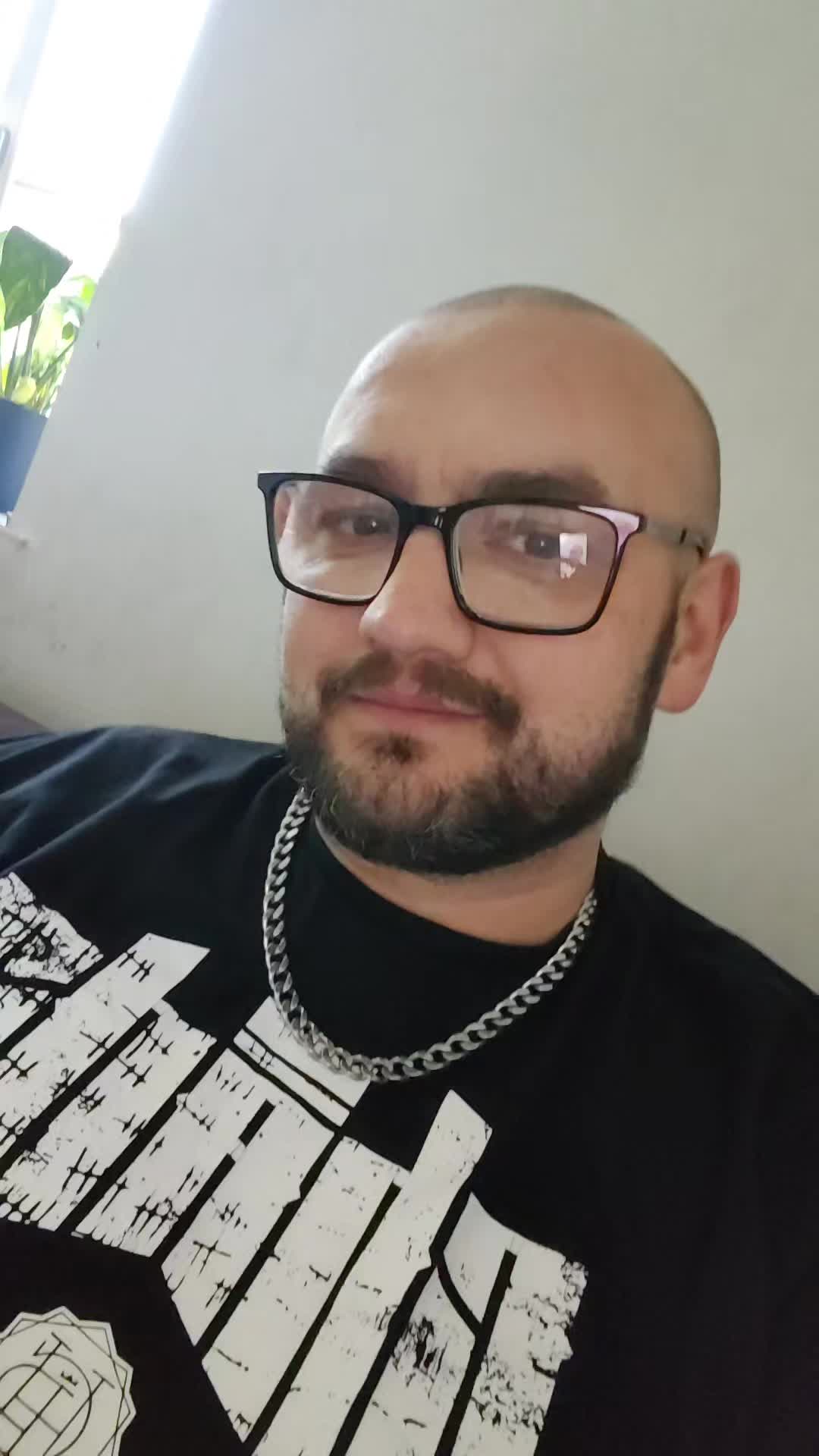 @D