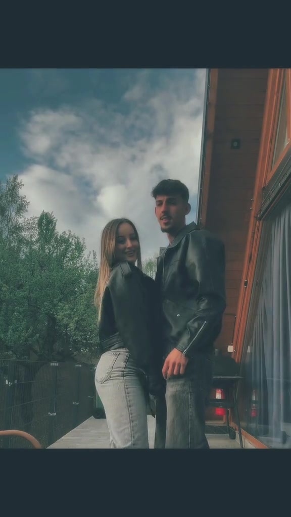 @𝓮𝓿𝓸𝓰𝓵𝓪𝓐𝓵𝓫𝓲𝓽♡