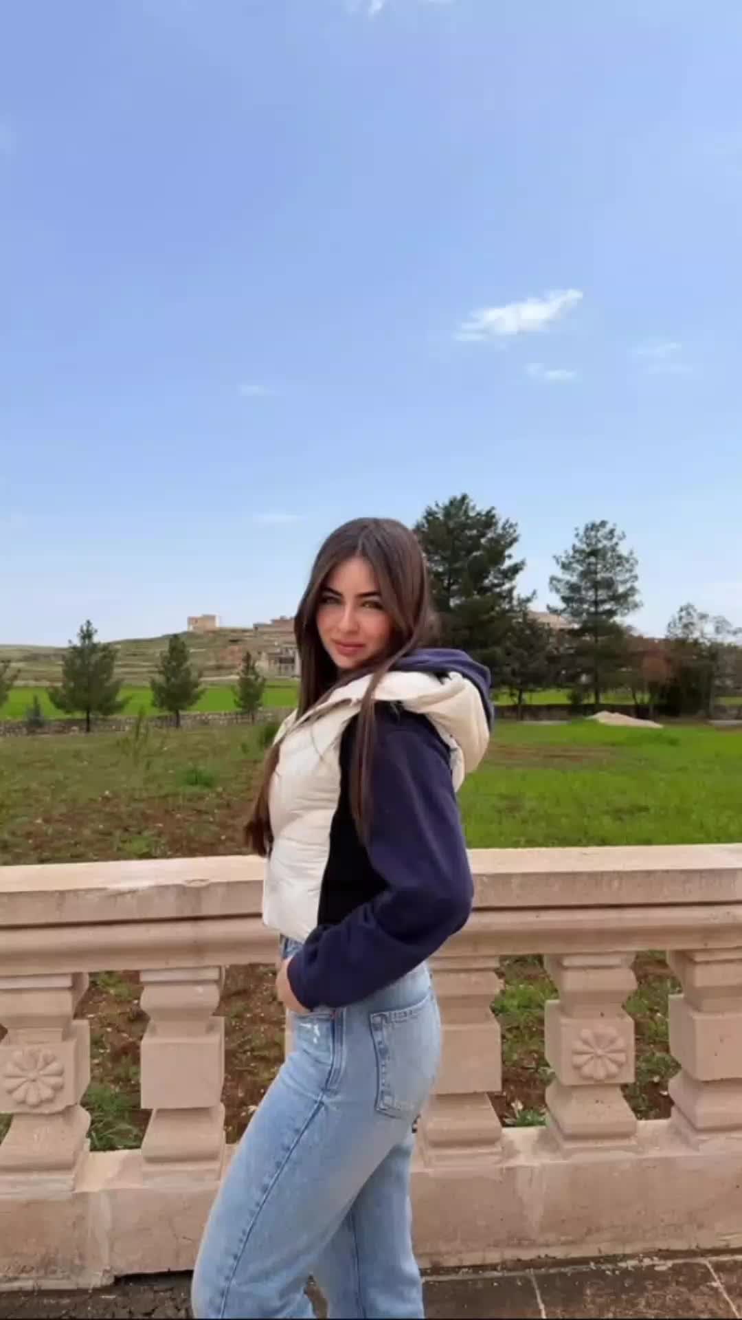 @Leya Kirsan