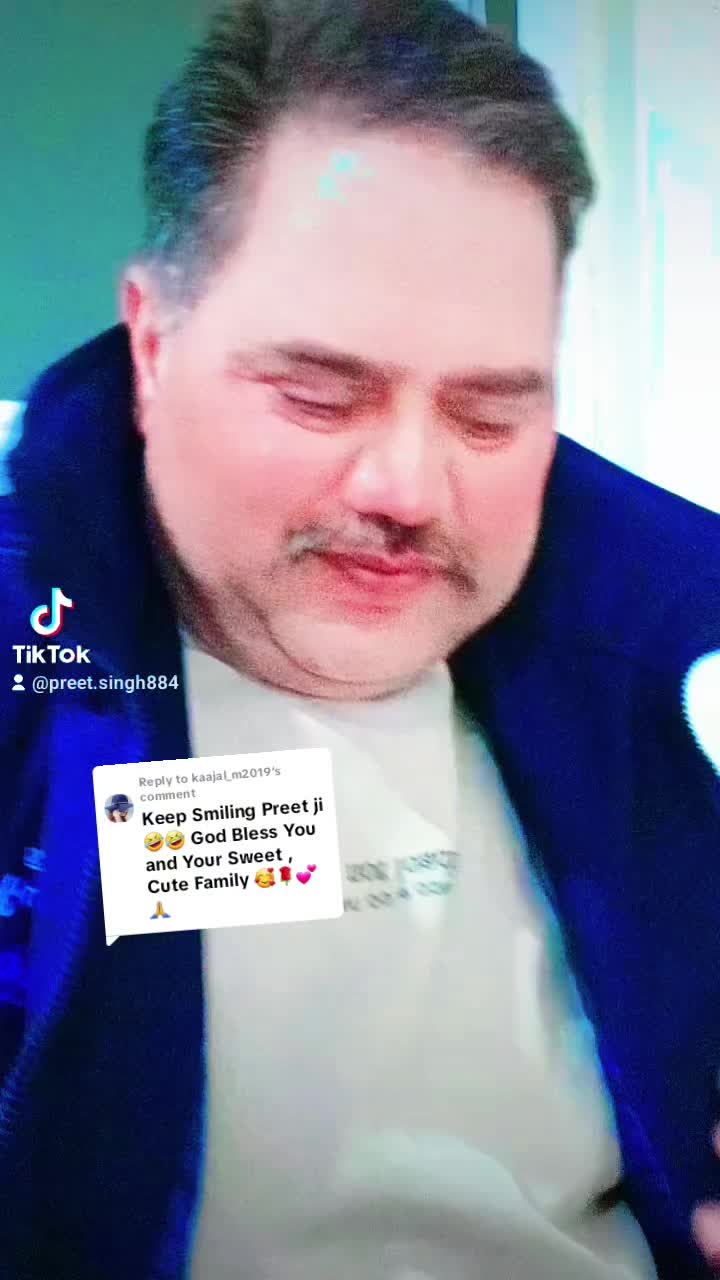 @,:",:"p;:r..e.:e.,;t#*🤟🤟