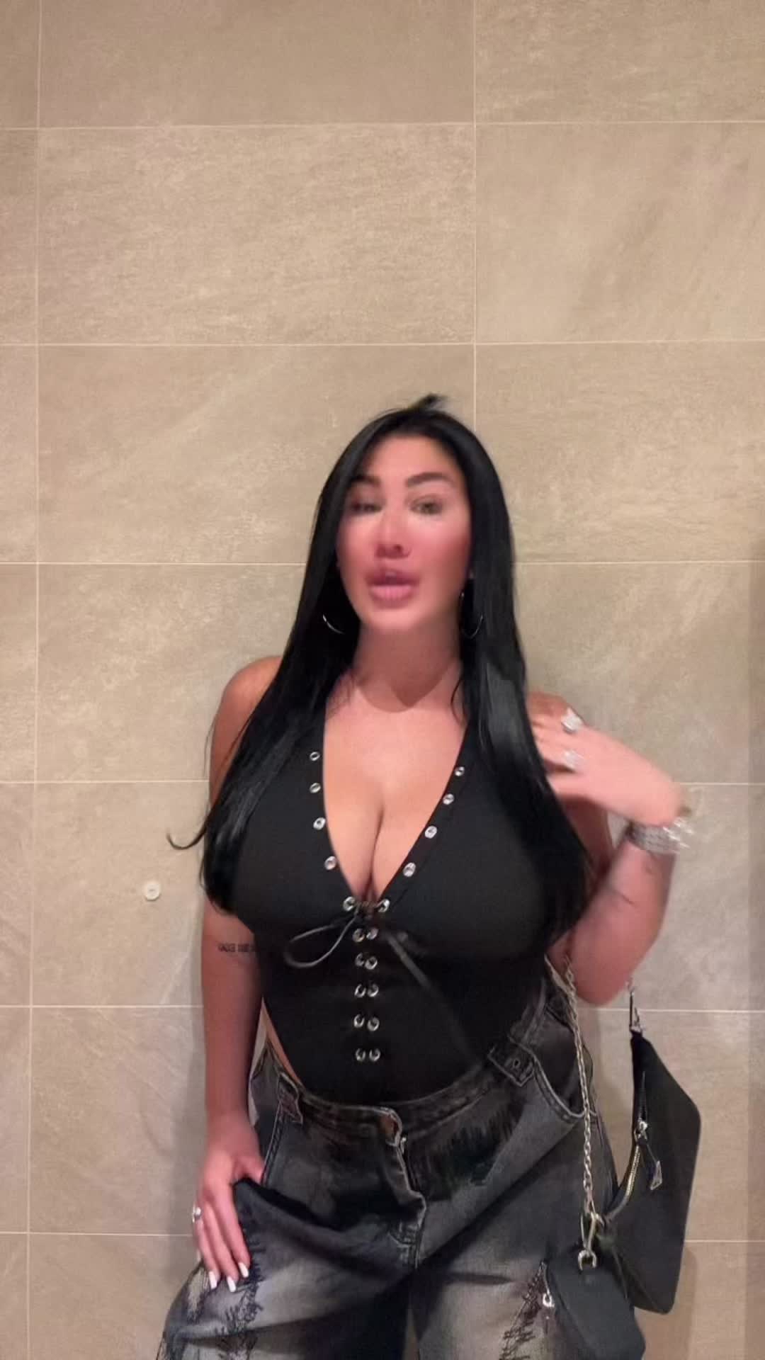 @C🍒