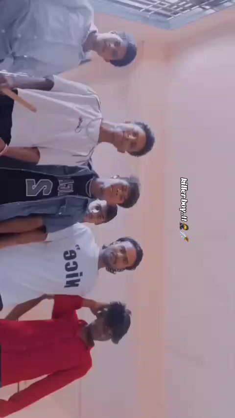 @𝙃𝙊𝙏...𝘽𝙊𝙔..😎