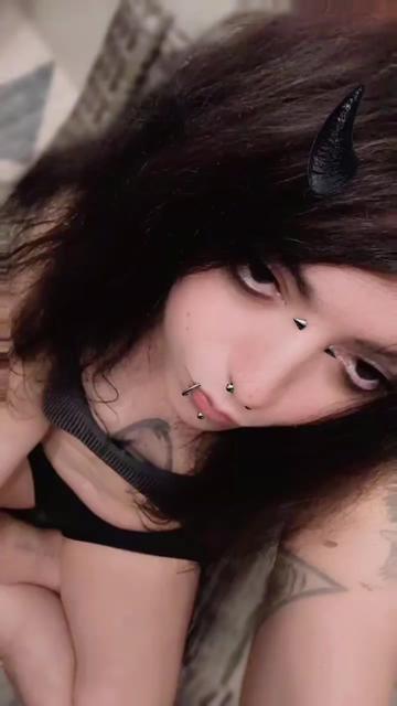 @LinaRott3n🏳️&zwj;⚧️
